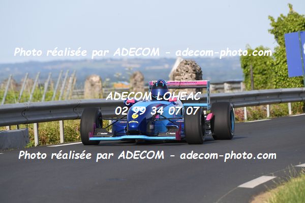 http://v2.adecom-photo.com/images//6.COURSE DE COTE/2022/5_LA_POMMERAYE_2022/BEZINAUD_David/79A_4412.JPG